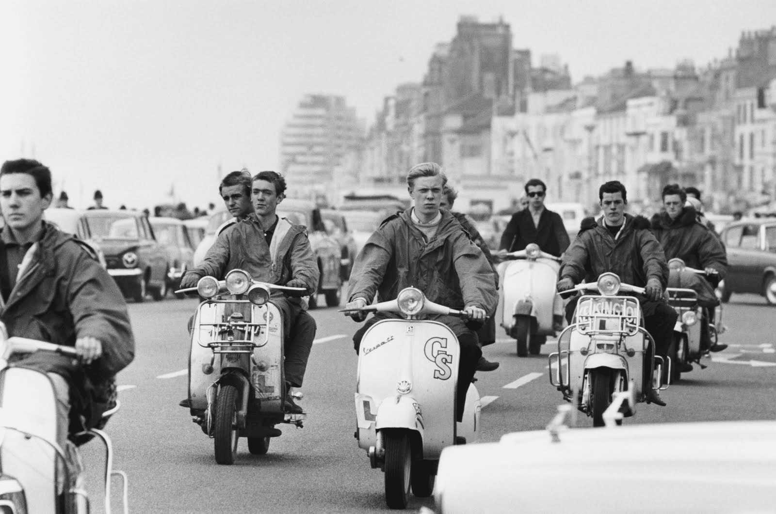 ICONIC IMAGES